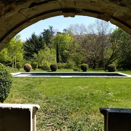 Les Communs Du Manoir Apartment *