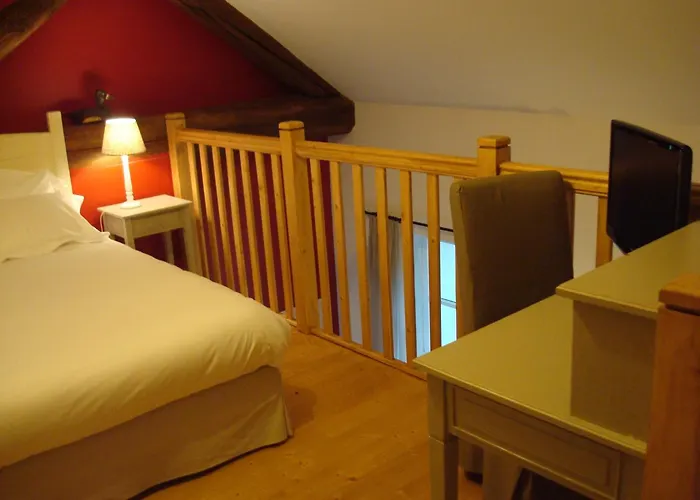 Les Communs Du Manoir Apartment *