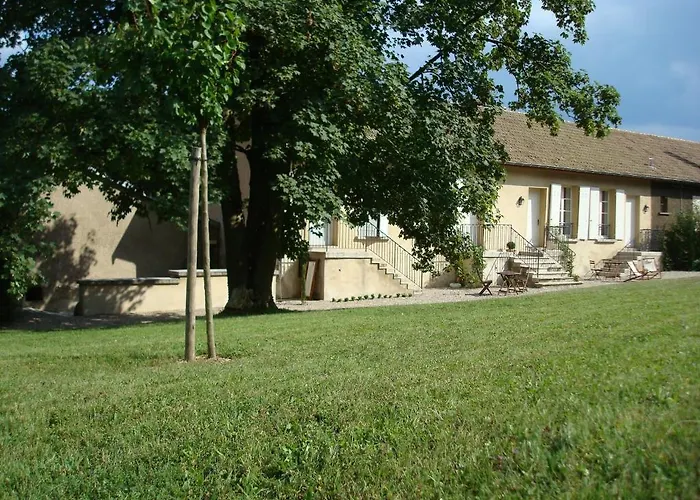 Les Communs Du Manoir Apartment *