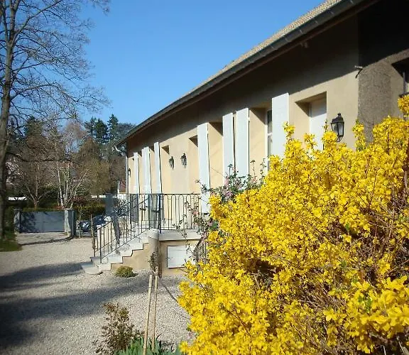Les Communs Du Manoir * Ecully