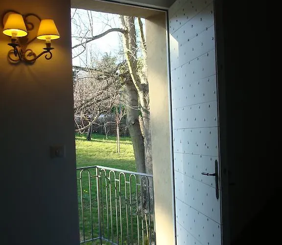 Les Communs Du Manoir *