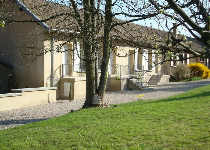 Les Communs Du Manoir アパート *